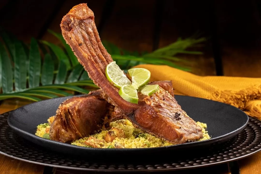 Prato costela de tambaqui, especial do Yasaí, restaurante de culinária amazônica em SJC