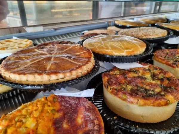 tortas da padaria flor de ypê
