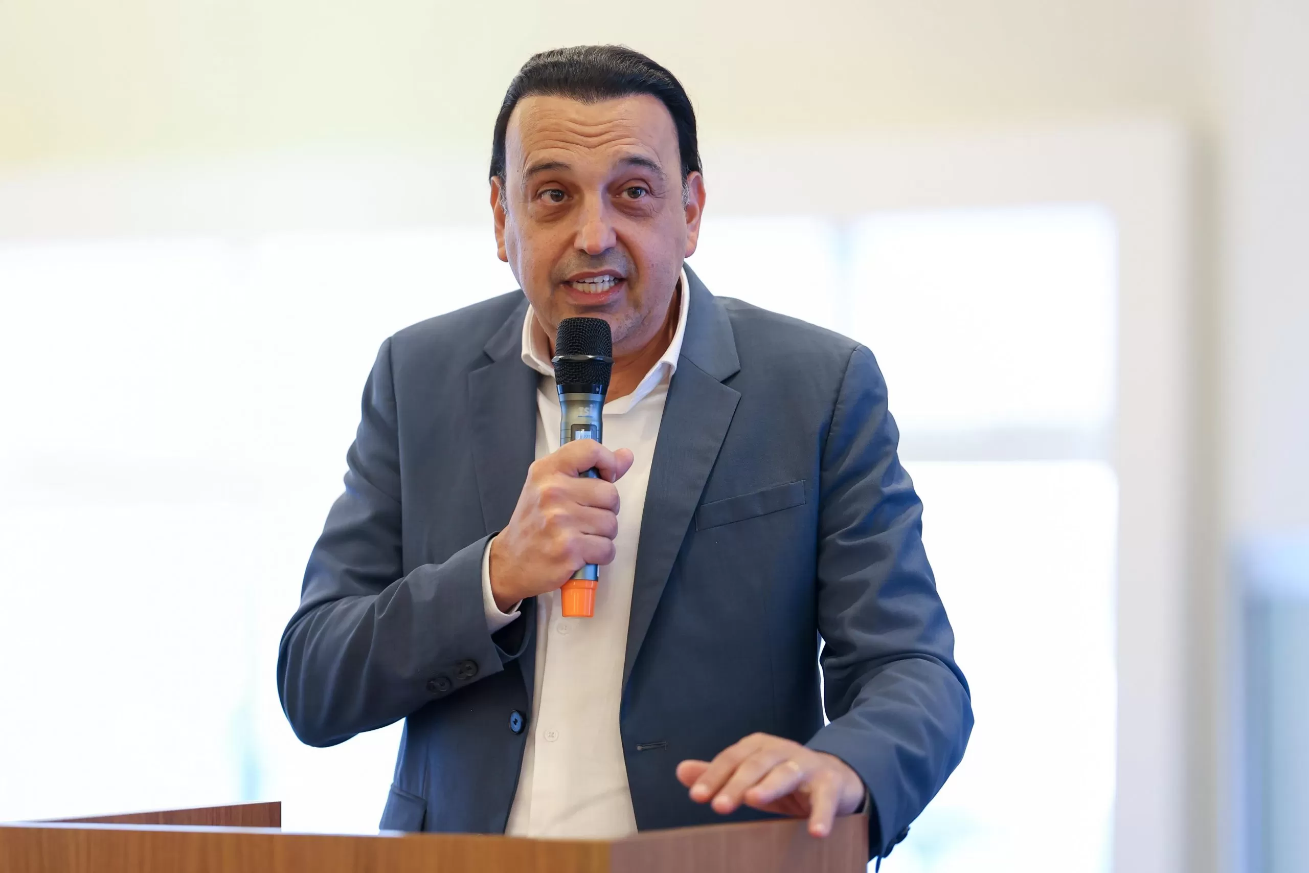 Felicio Ramuth, falando em microfone, vai assumir cargo de Tarcísio por conta de afastamento