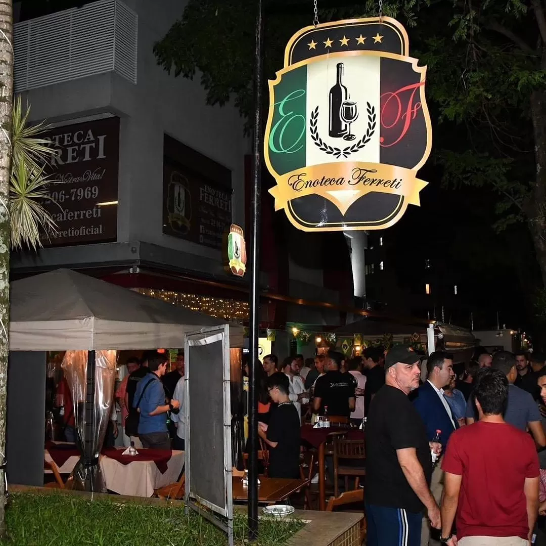 Enoteca Ferreti no Jardim Aquarius