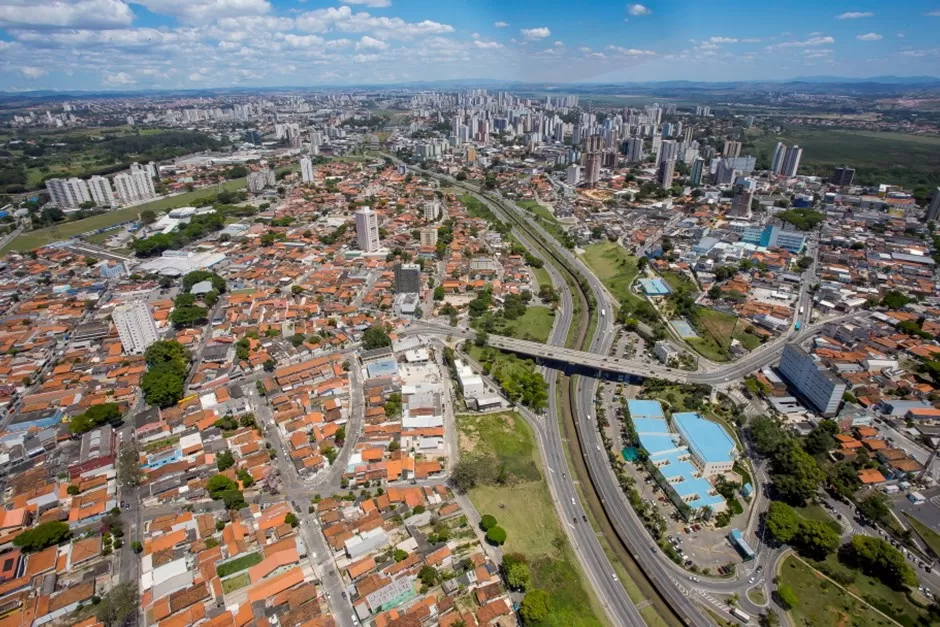 Vista panorâmica de São José (SJC); cidade que registrou crescimento na abertura de microempresas
