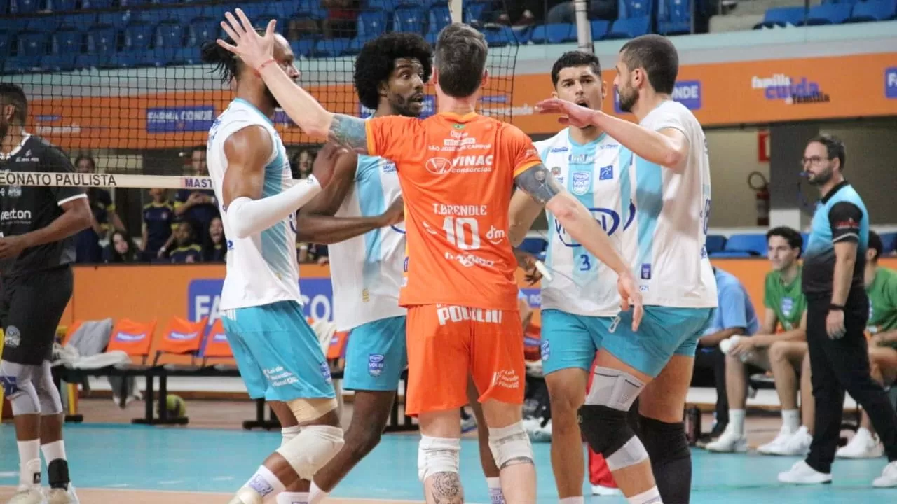 Vôlei São José enfrenta rival Campinas em primeiro jogo da semifinal do Paulista