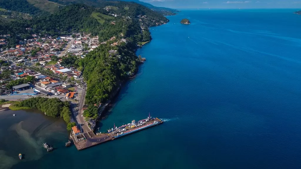 Turista em Ilhabela: não pagar a TPA em 30 dias gera multa de R$ 100; saiba como regularizar