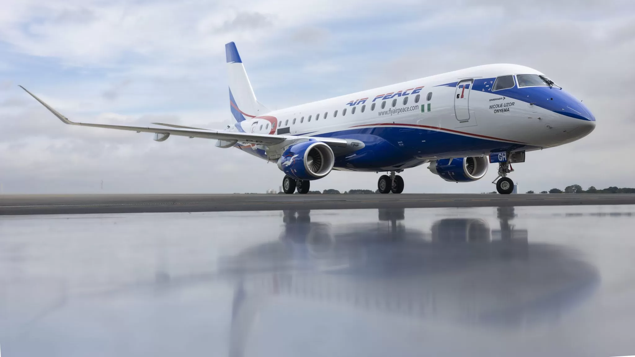 Embraer entrega primeiro jato E175 à Air Peace, maior companhia aérea da Nigéria