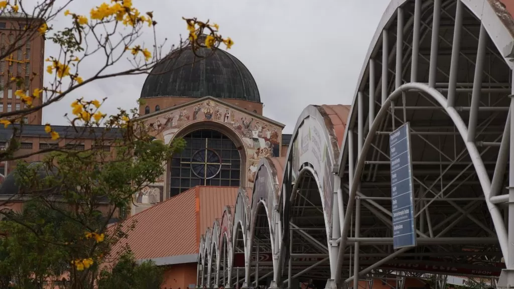 Basílica de Aparecida tem missas, consagração e procissão neste feriado da Padroeira